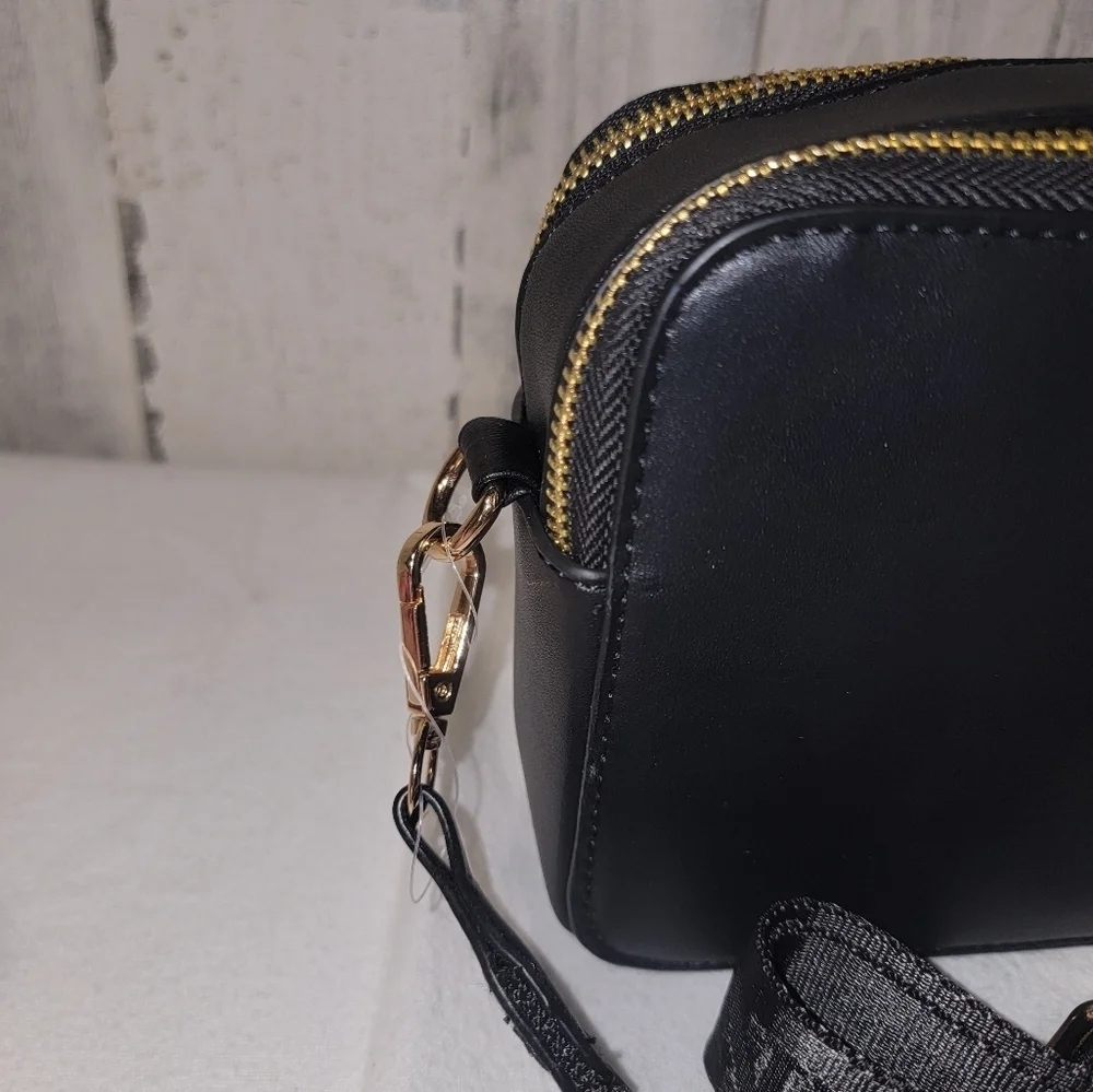 NWT Valentino Orlandi Black And Gold Studded Women's Bag - Picture 5 of 9